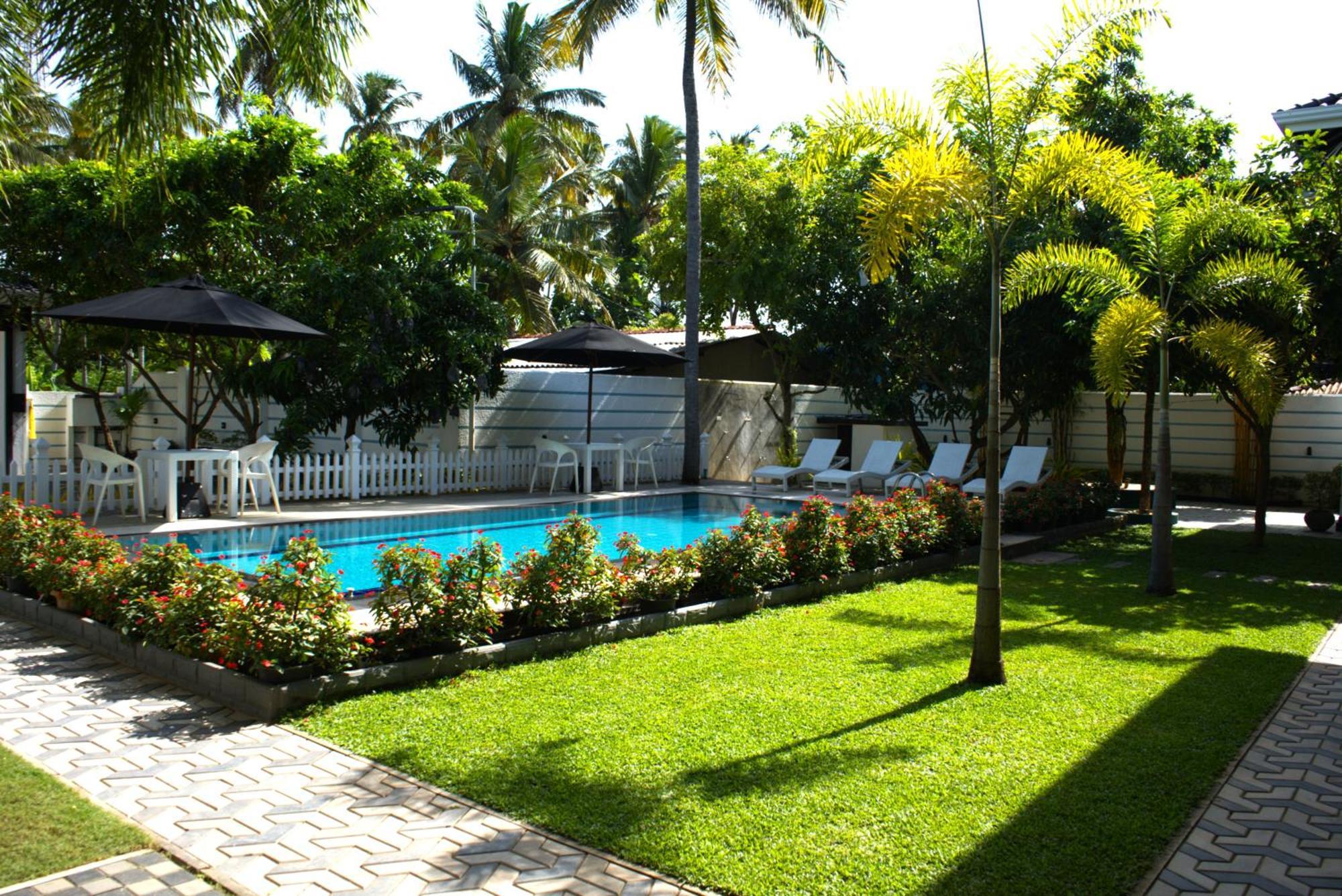 Wetland Resort Negombo Exterior photo